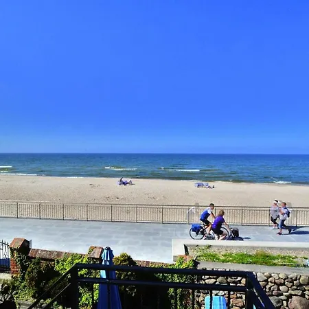 度假居 Holiday Home, Sarbinowo
